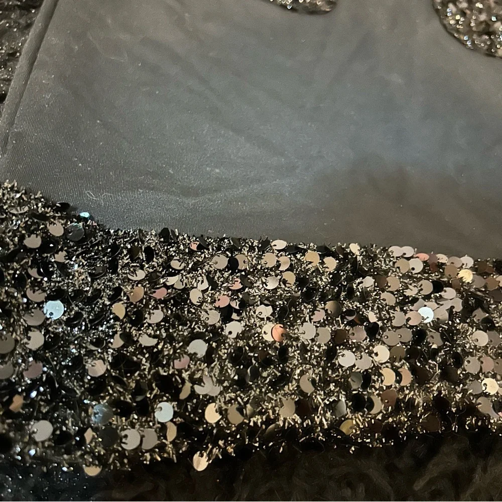 Size XL Lands’ End Kids Black Sequin Dress B3